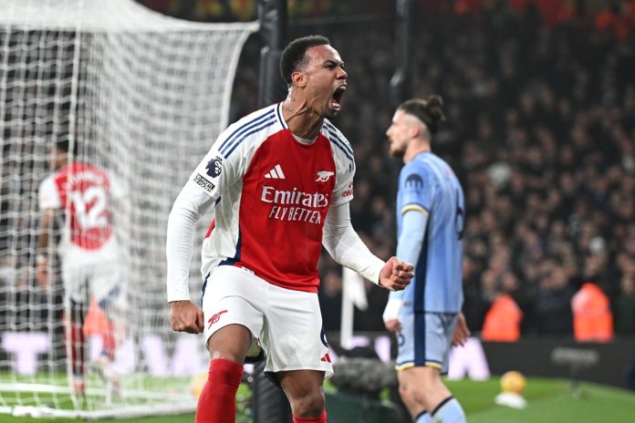player EPL player on the ground