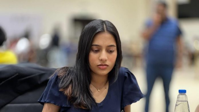 Divya Deshmukh chess, Indian Women Grandmaster chess Divya Deshmukh chess, Indian Women Grandmaster chess