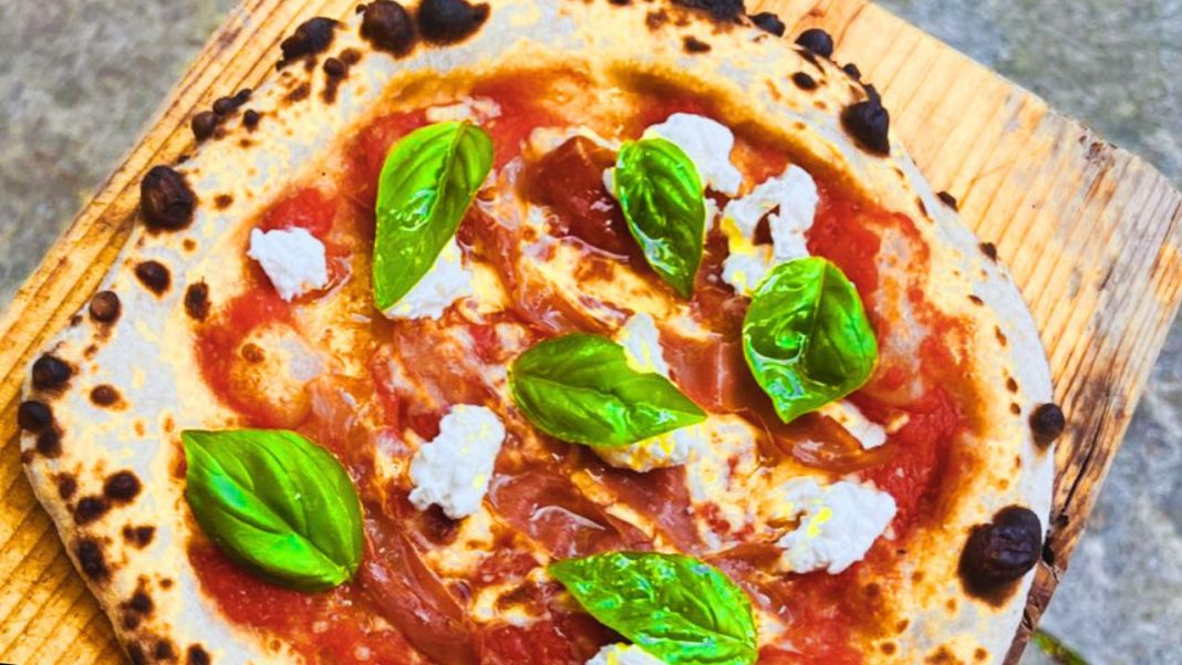 10 Authentic Italian Pizzas