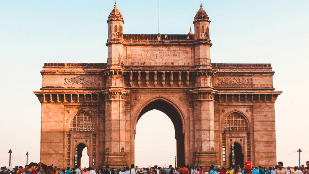 12 Must-Visit Tourist Spots in Mumbai