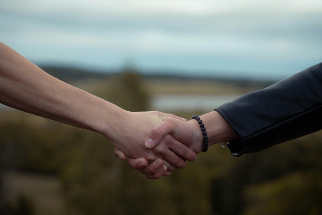healthy relationship signs