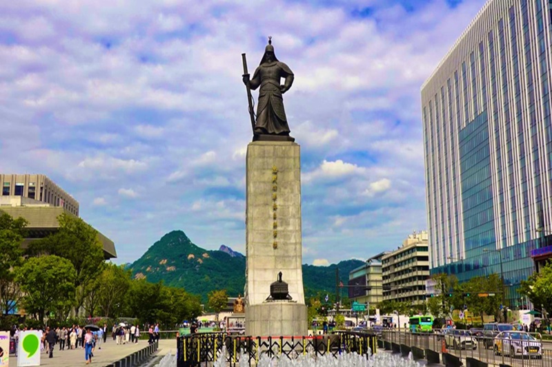 Gwanghwamun Square Seoul