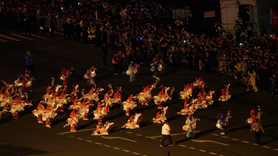 Zhejiang Lantern Festival in Vietnam Celebrates 65 Years of China–Laos Diplomatic Ties