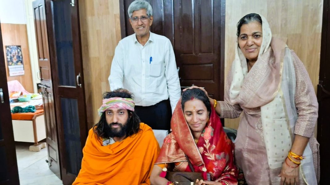 IITian Baba Abhey Singh wife Pratika