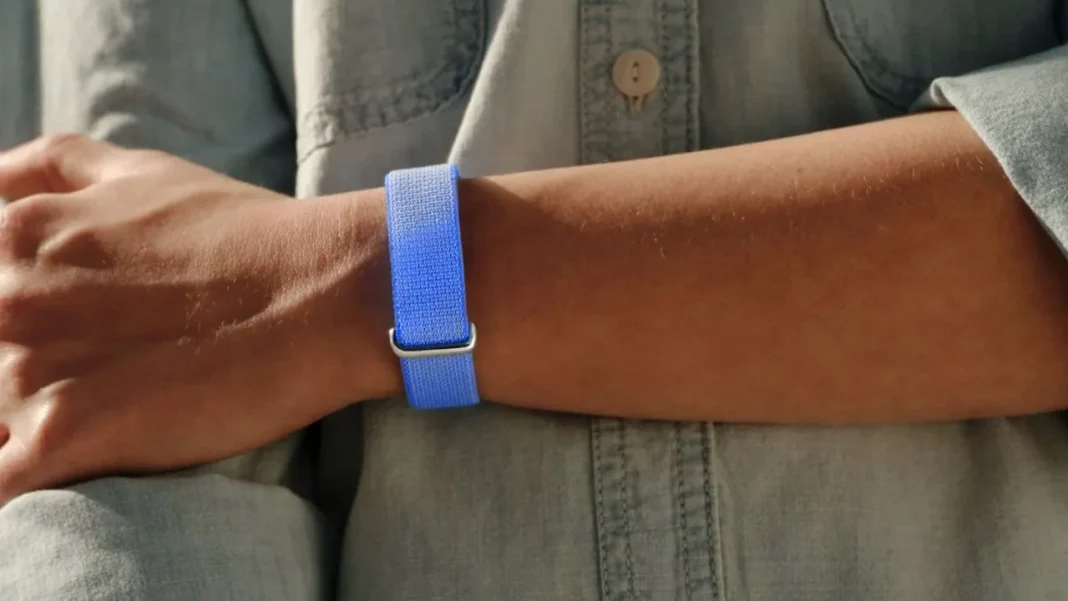 Fitbit Air Tracker Launched: Price, Features, Battery Life And AI Health Coach