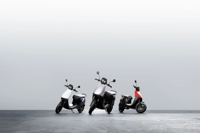 Electric Scooter Battery in Rain: What EV Owners Should Check Before Charging During Monsoon Electric Scooter Battery in Rain