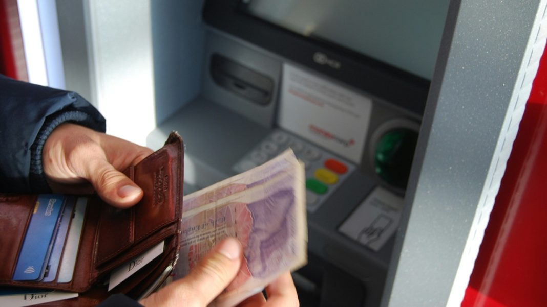 3 New Cash Deposit Rules In India 2026: No PAN Card Required Up To This Limit 3 New Cash Deposit Rules In India 2026: No PAN Card Required Up To This Limit