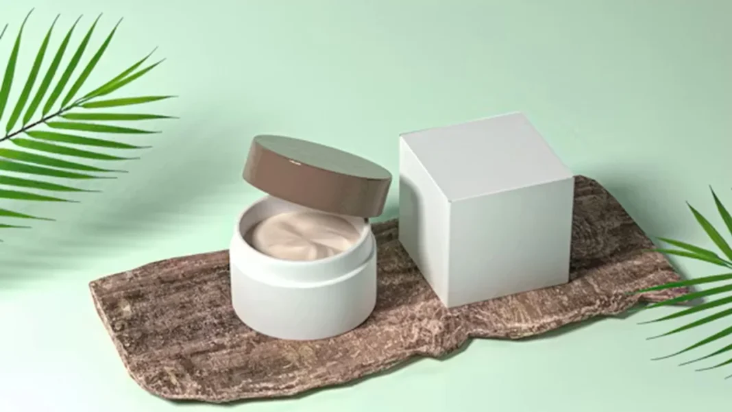 Humid Weather Skincare Guide: 7 Moisturisers Indian Users Can Try During Monsoon Season Seven Lightweight Moisturisers Indian Users Can Consider