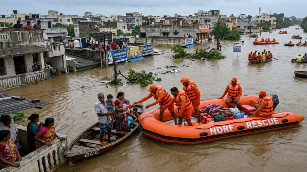 Mandakini River Swells In Chitrakoot: Is Madhya Pradesh Facing Another Major Monsoon Emergency? Floodwater from the Mandakini River inundating Chitrakoot