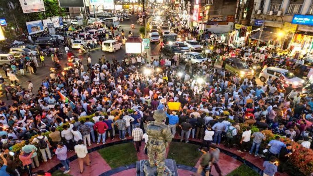 Jharkhand Student Protest Intensifies As Barricades Fall, Water Cannons Used In Ranchi Jharkhand students protesting near barricades during a Ranchi Assembly march