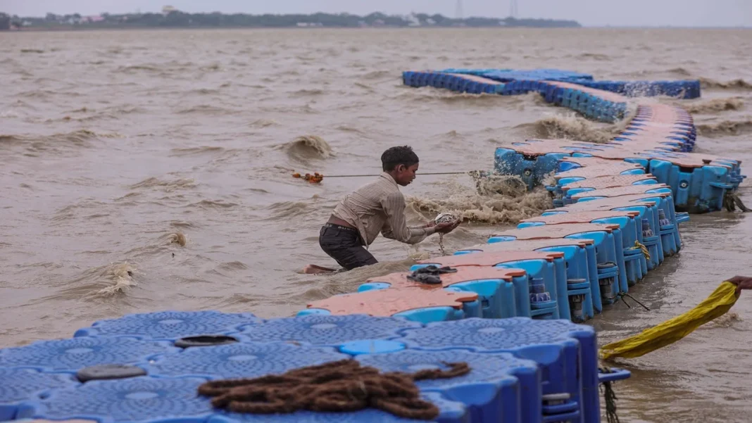 Why Flash Floods Can Develop Within Hours After Extreme Rain and Which Parts of India Face the Greatest Risk Flash Floods Can Develop