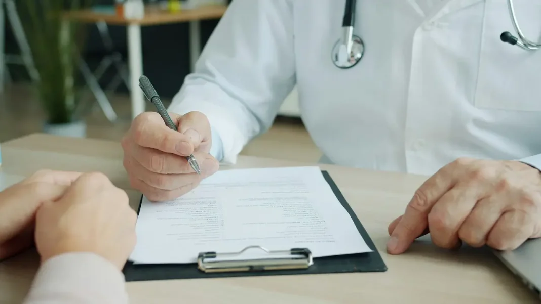 ABHA Card vs Ayushman Bharat Card: Which One Stores Digital Health Records and Which One Provides Eligible Families With Cashless Hospital Treatment? ABHA Ayushman comparison