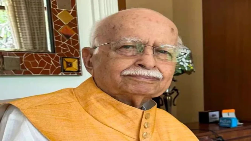LK Advani Hospitalised in Delhi: Latest Health Update on BJP Veteran Under Observation at Apollo Hospital LK Advani Health Update
