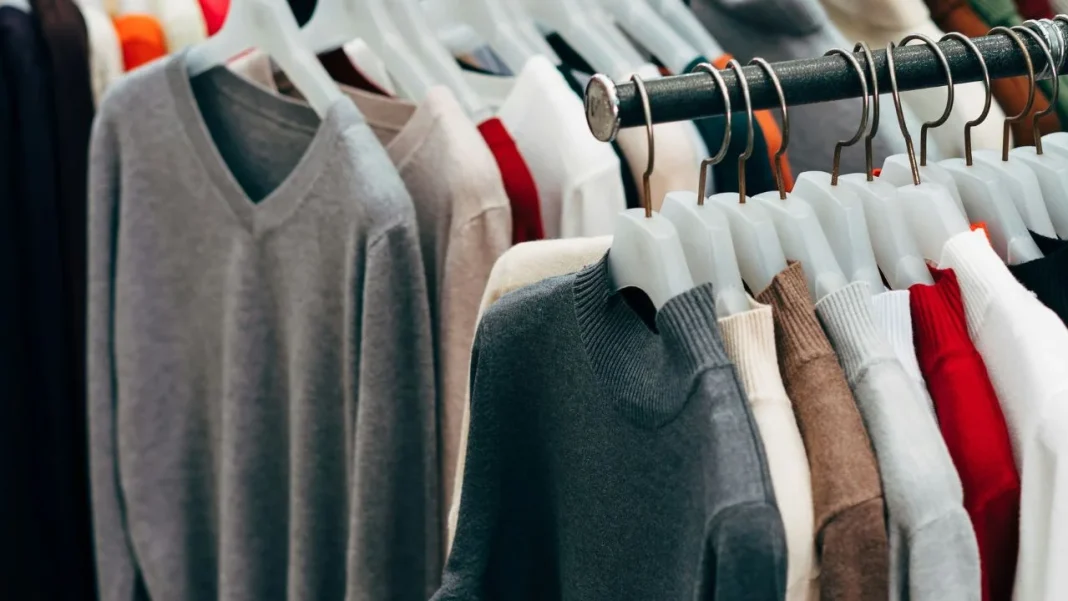 What Is Thrifting? Why Second-Hand Shopping Is Becoming Popular in India What Is Thrifting?